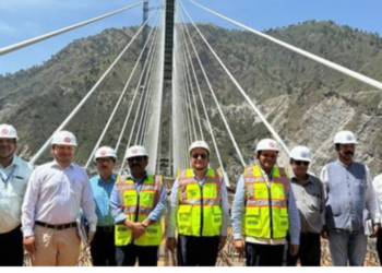 Laying of Ballastless Track Begins on Katra-Banihal section in USBRL Project